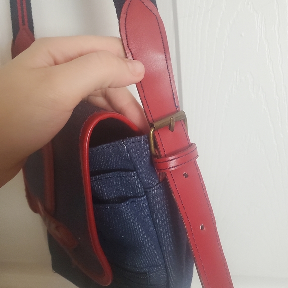 Cross body bag with lots of pockets - Picture 5 of 12